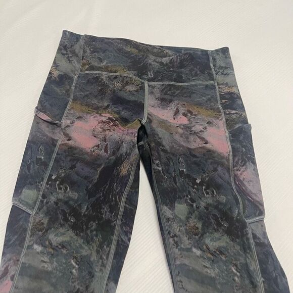 Lululemon Speed Up Luxtreme Leggings Pockets Size 6 - Picture 2 of 10